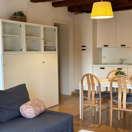 Palazzo Degli Uffici Apartamento