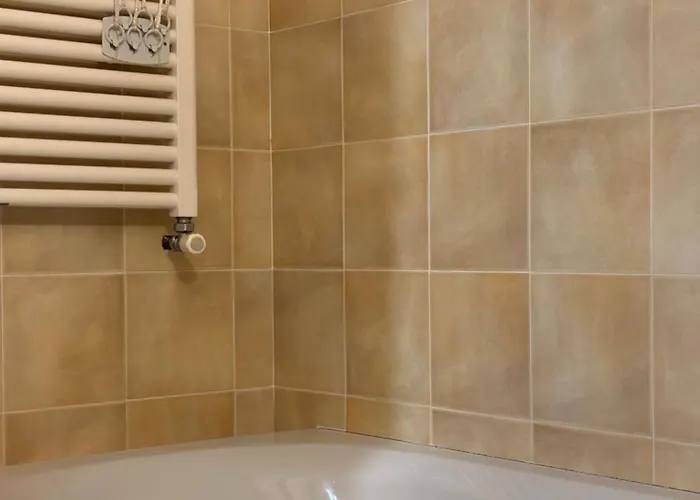 Palazzo Degli Uffici *